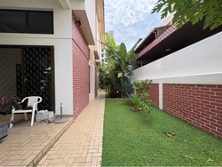 Lorong Batawi (D19), Semi-Detached #561591151